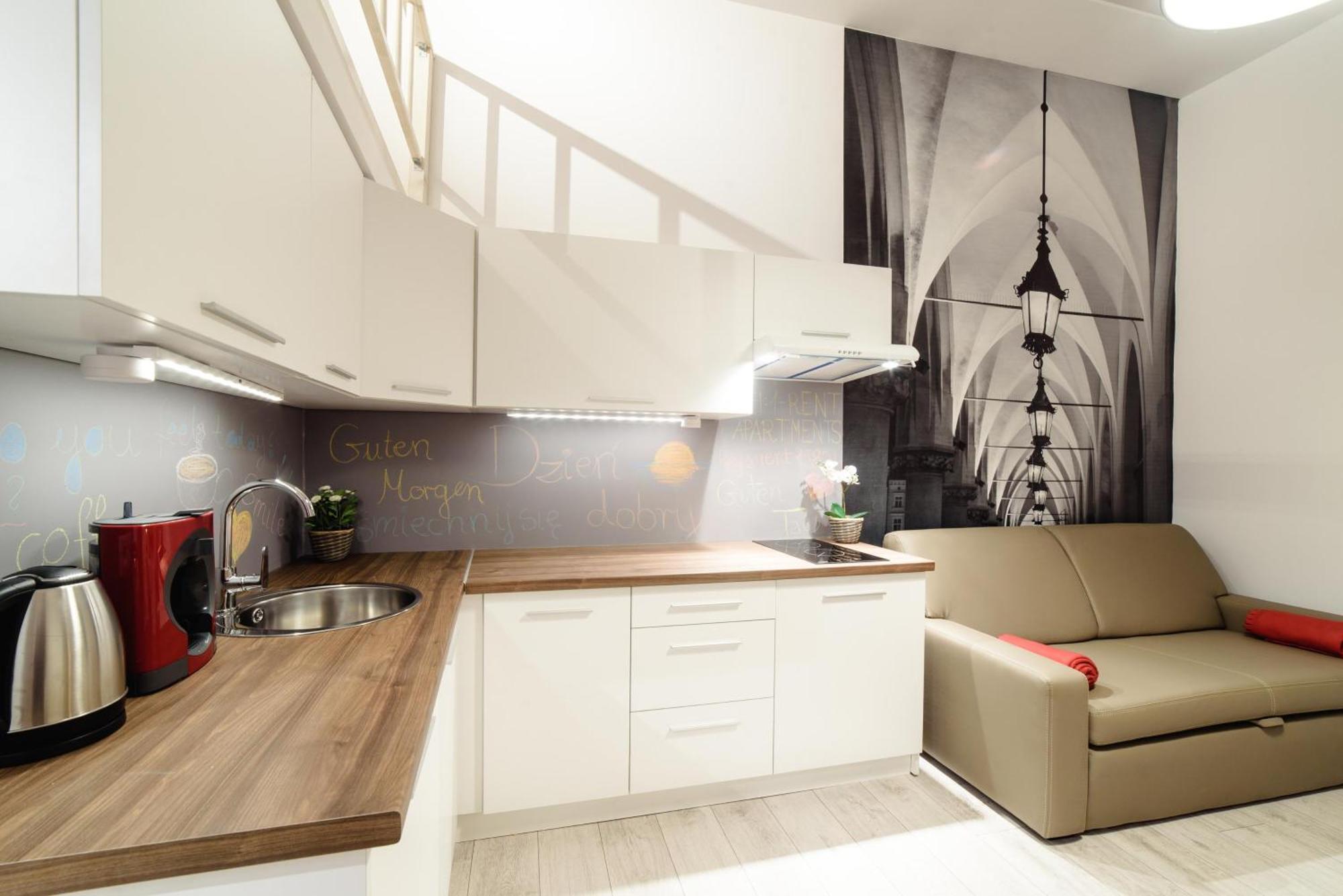 2 Nights Apartments - Great Location, Right Next To Main Rail And Bus Station, 10 Min To Main Square By Foot Cracovia Exterior foto