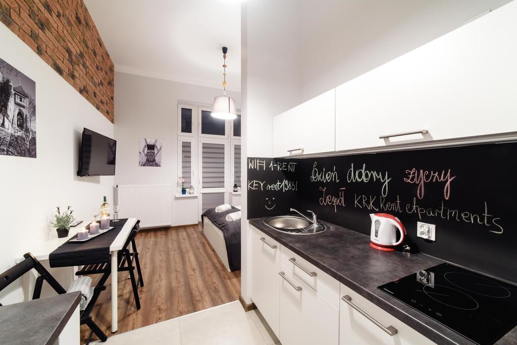 2 Nights Apartments - Great Location, Right Next To Main Rail And Bus Station, 10 Min To Main Square By Foot Cracovia Exterior foto