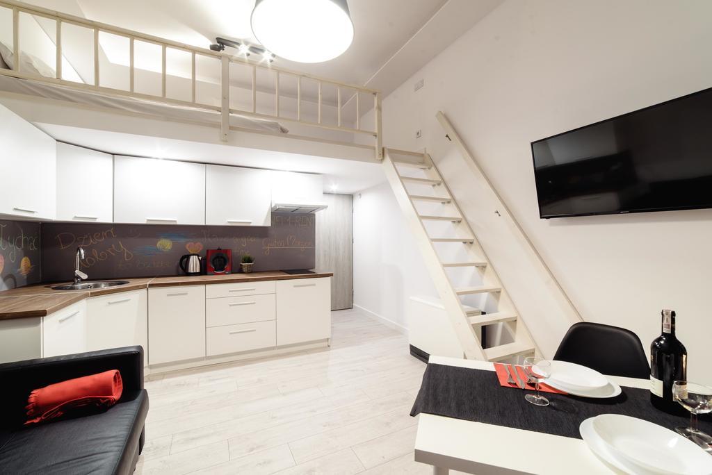 2 Nights Apartments - Great Location, Right Next To Main Rail And Bus Station, 10 Min To Main Square By Foot Cracovia Exterior foto