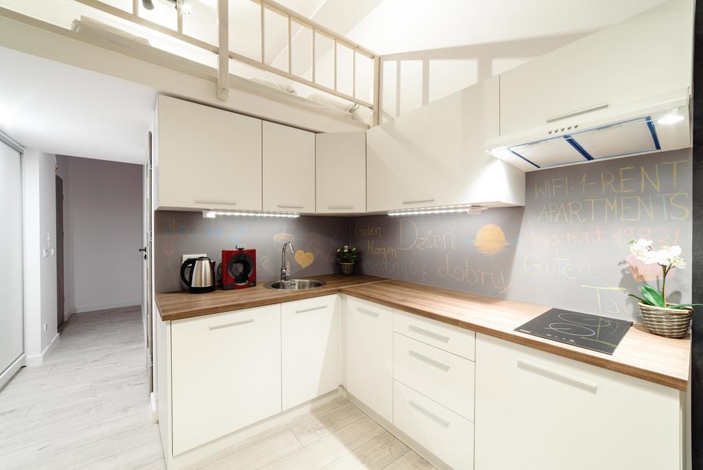 2 Nights Apartments - Great Location, Right Next To Main Rail And Bus Station, 10 Min To Main Square By Foot Cracovia Exterior foto