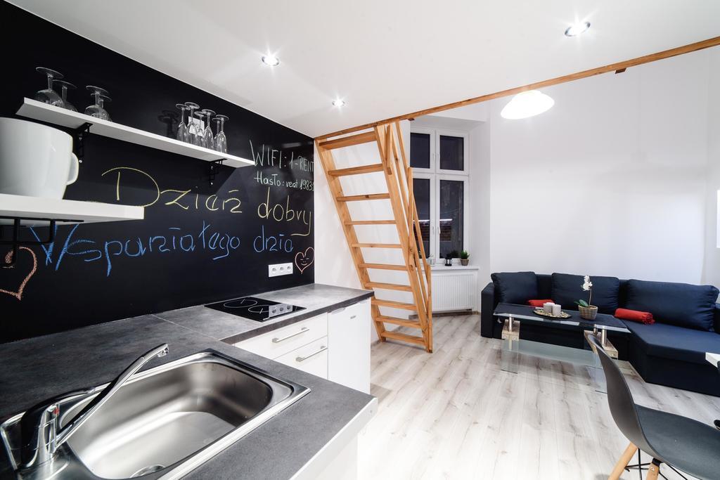 2 Nights Apartments - Great Location, Right Next To Main Rail And Bus Station, 10 Min To Main Square By Foot Cracovia Exterior foto