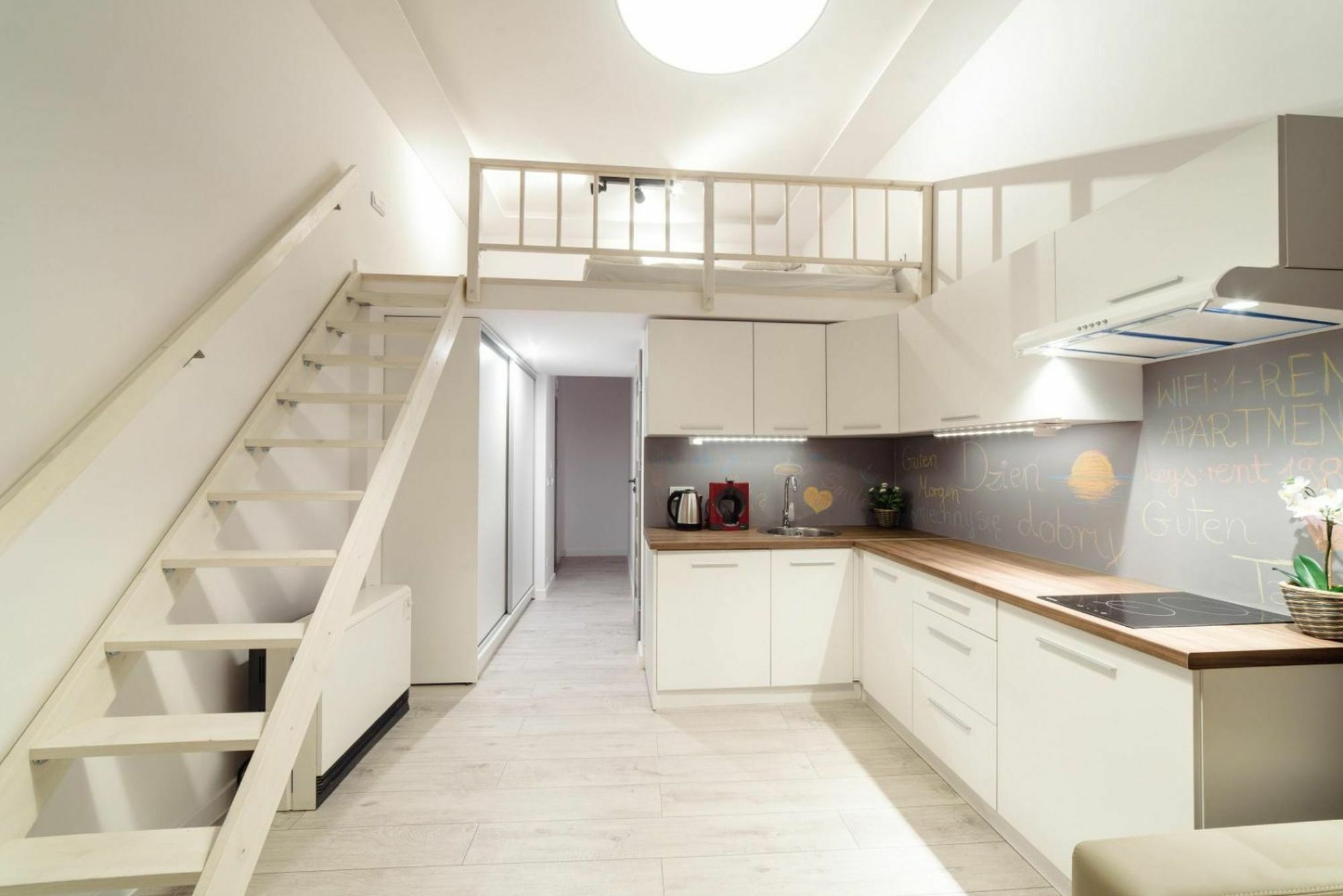 2 Nights Apartments - Great Location, Right Next To Main Rail And Bus Station, 10 Min To Main Square By Foot Cracovia Exterior foto