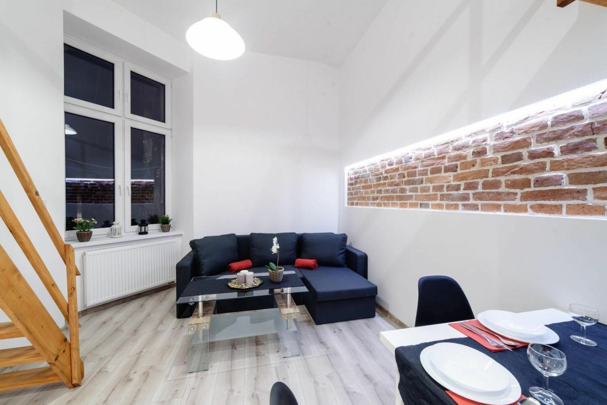 2 Nights Apartments - Great Location, Right Next To Main Rail And Bus Station, 10 Min To Main Square By Foot Cracovia Exterior foto